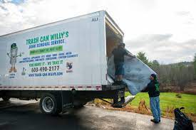 Best Carpet Removal and Disposal  in Nokomis, IL